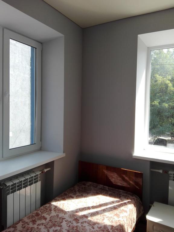 Apartment On Kryvorizhstal Street 35-24 Krivói Rog Exterior foto